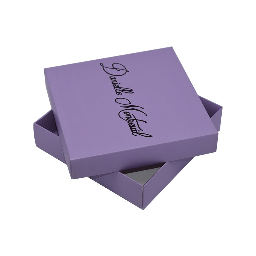 Customized Jumpsuits Packaging Box with Spot Glossy UV Logo